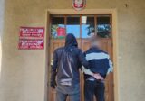 Krakowscy policjanci zatrzymali dwóch oszustów