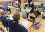 Pierwsze uprawnienia, ważna odpowiedzialność. Egzamin na kartę rowerową w Szkole Podstawowej nr 66 w Krakowie